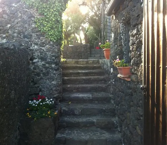 Etna 1703 Frühstückspension